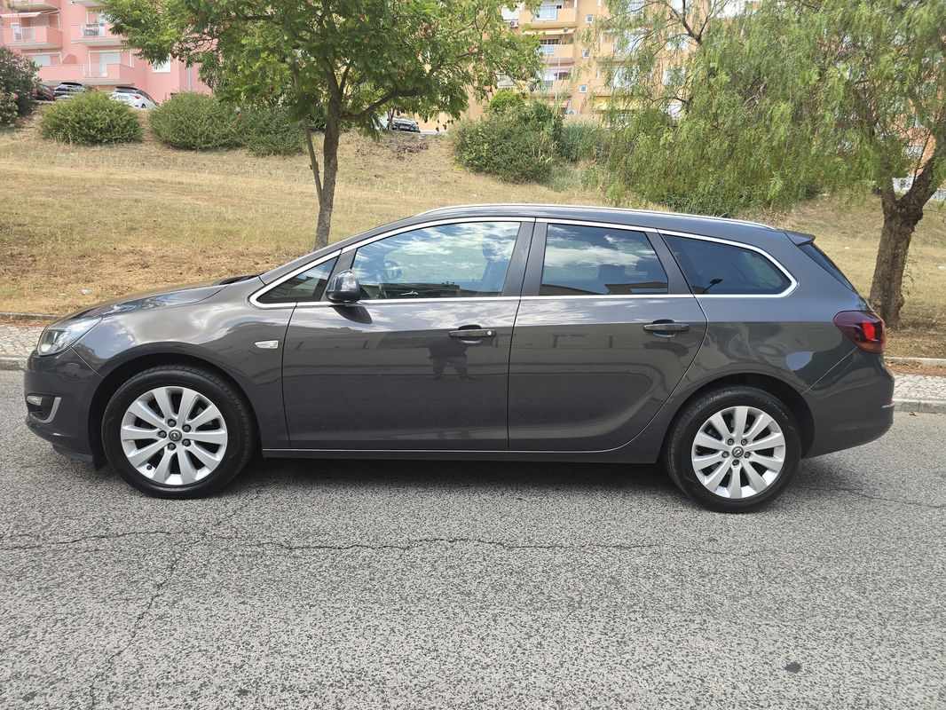 opel-astra-sport-tourer-2016-diesel-1598cc