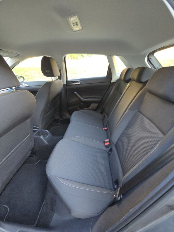 volkswagen-polo-2020-gasolina-999cc