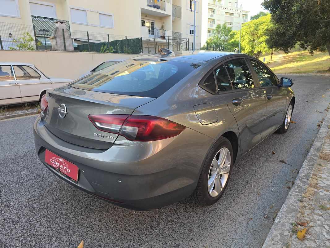 opel-insignia-2018-diesel-1598cc