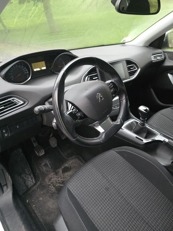 peugeot-308-2019-diesel-1499cc