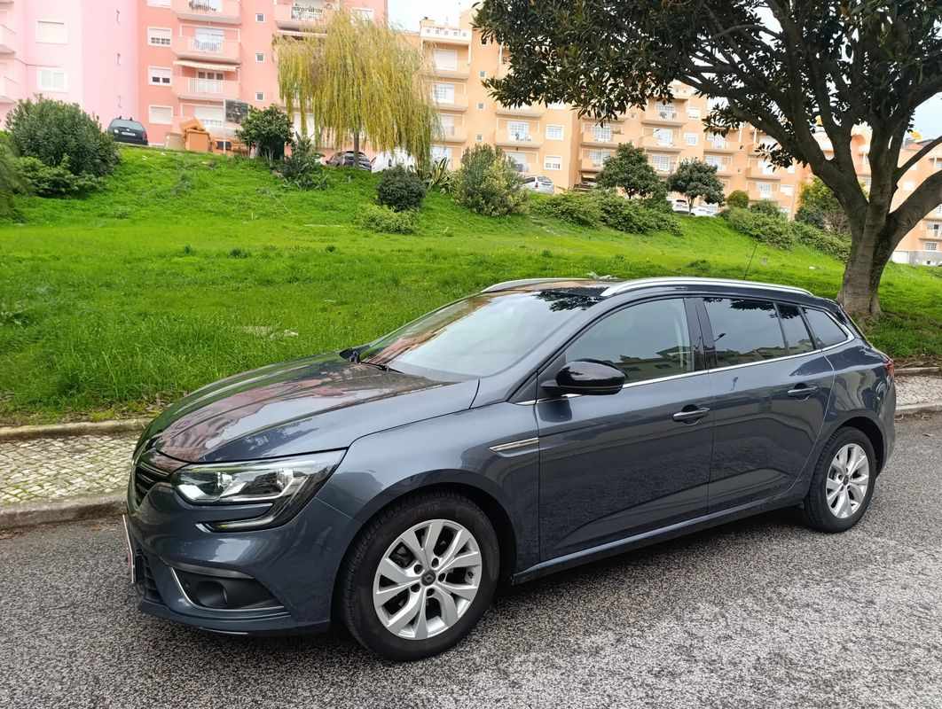 renault-megane-sport-tourer-2020-diesel-1461cc