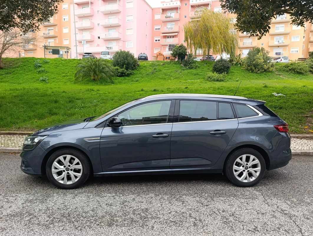 renault-megane-sport-tourer-2020-diesel-1461cc