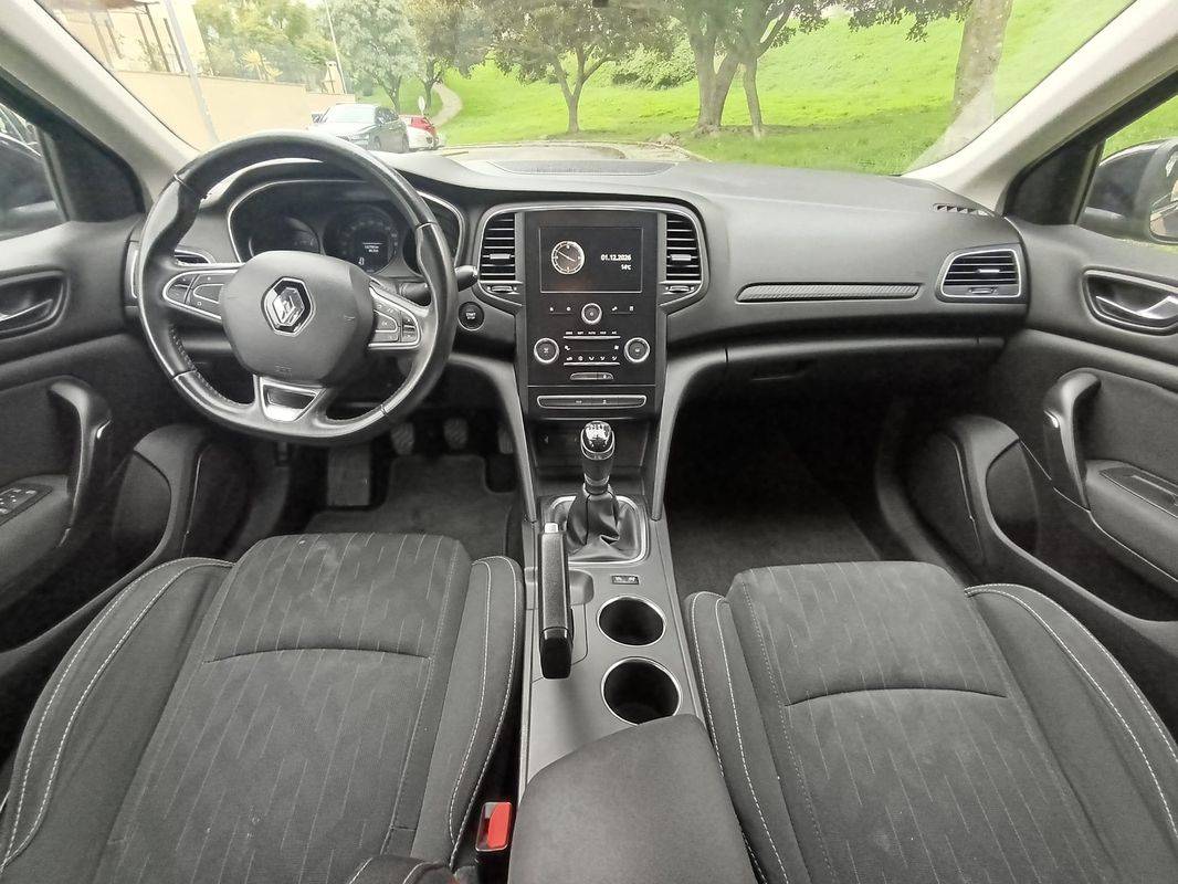renault-megane-sport-tourer-2020-diesel-1461cc