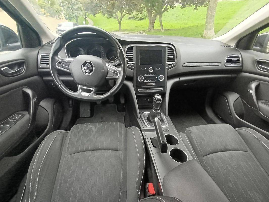 renault-megane-sport-tourer-2020-diesel-1461cc