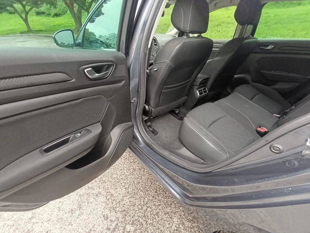 renault-megane-sport-tourer-2020-diesel-1461cc
