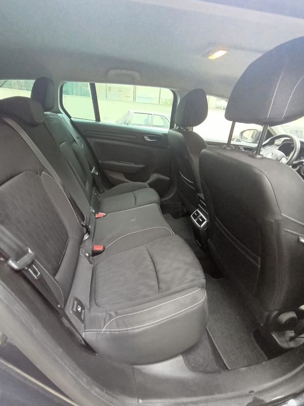 renault-megane-sport-tourer-2020-diesel-1461cc