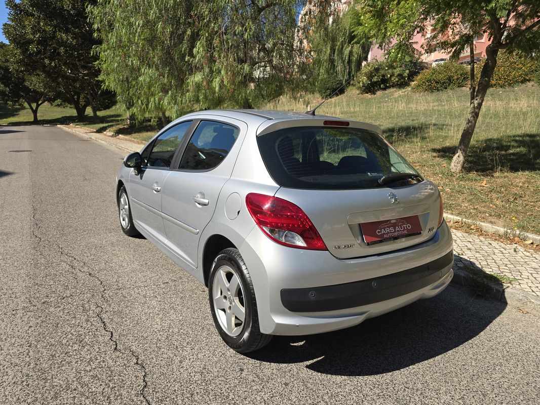 peugeot-207-2010-gasolina-1360cc
