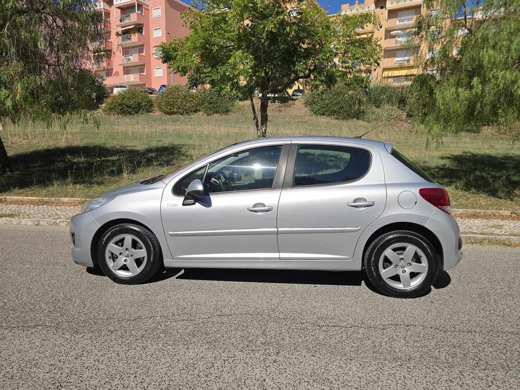 peugeot-207-2010-gasolina-1360cc