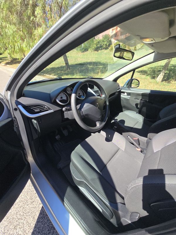 peugeot-207-2010-gasolina-1360cc
