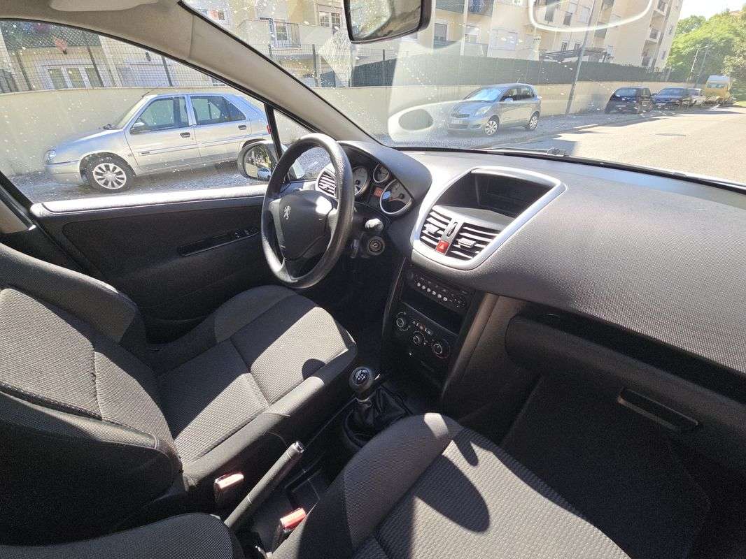 peugeot-207-2010-gasolina-1360cc