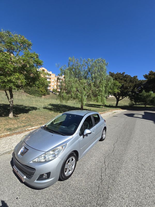peugeot-207-2010-gasolina-1360cc
