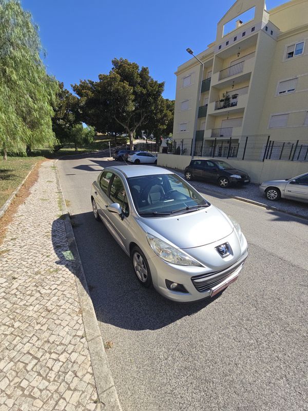 peugeot-207-2010-gasolina-1360cc