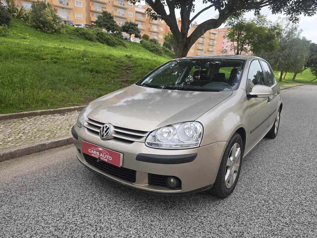 volkswagen-golf-2005-diesel-1896cc