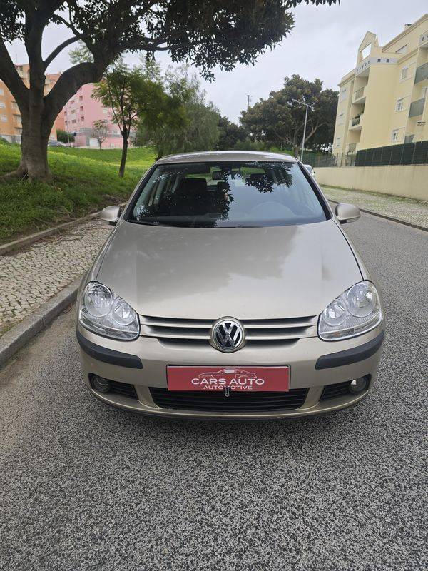 volkswagen-golf-2005-diesel-1896cc