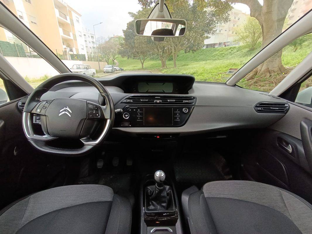 citroen-c4-grand-picasso-2017-diesel-1560cc