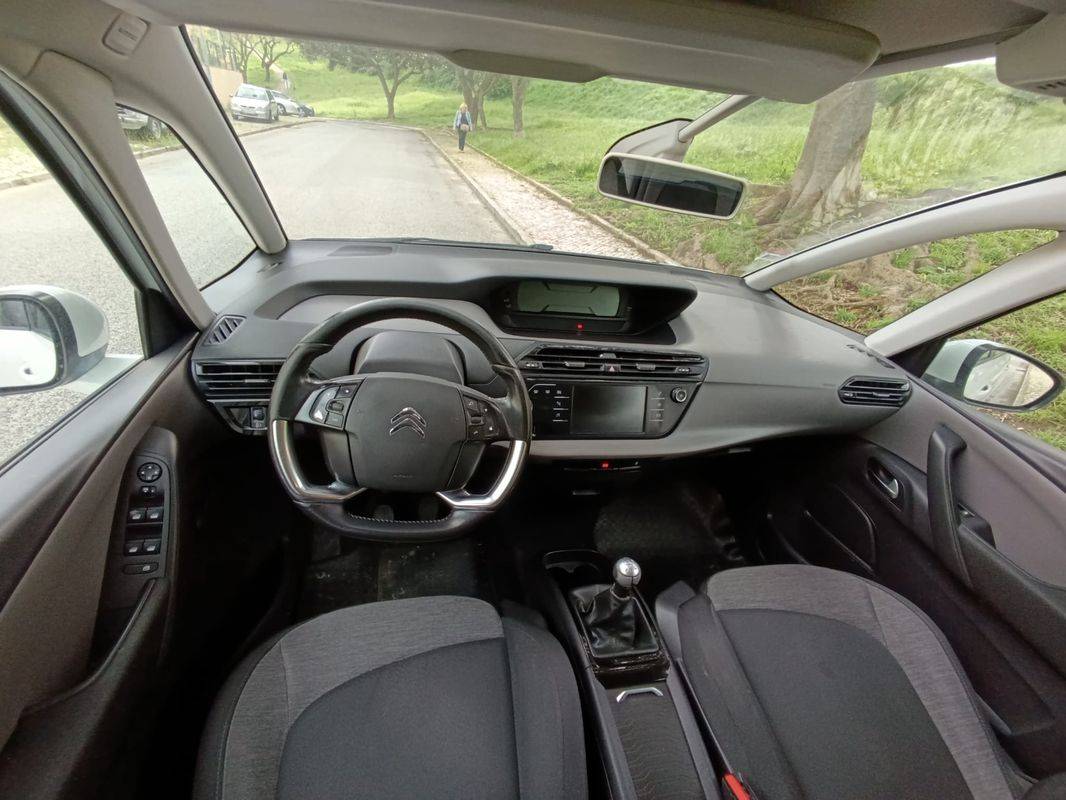 citroen-c4-grand-picasso-2017-diesel-1560cc