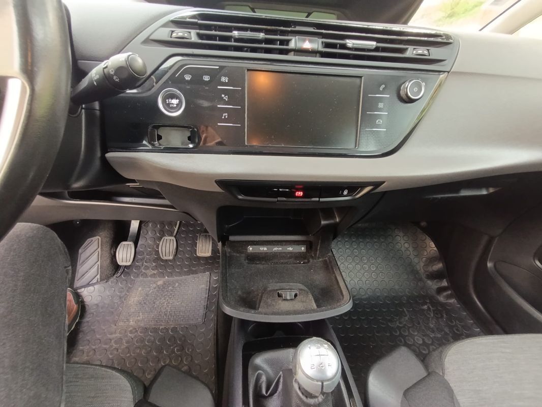 citroen-c4-grand-picasso-2017-diesel-1560cc