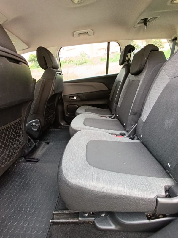 citroen-c4-grand-picasso-2017-diesel-1560cc