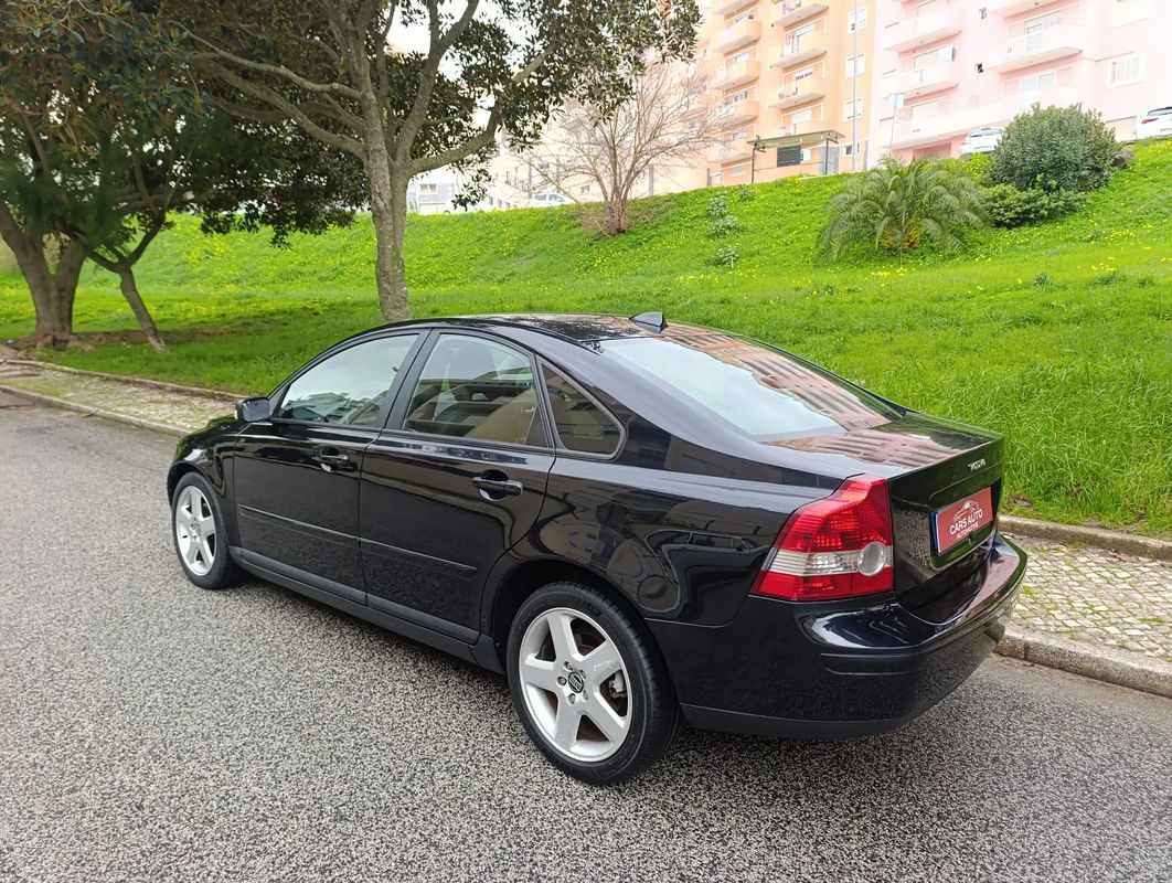 volvo-s40-2006-diesel-1560cc