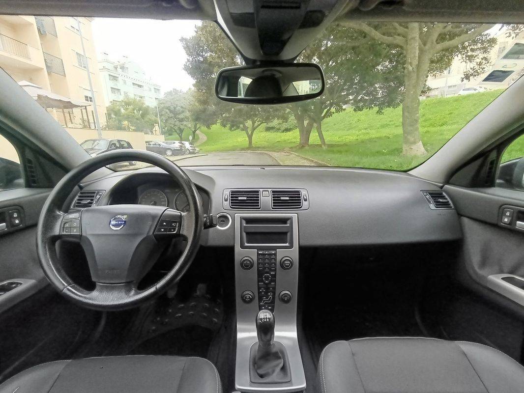 volvo-s40-2006-diesel-1560cc