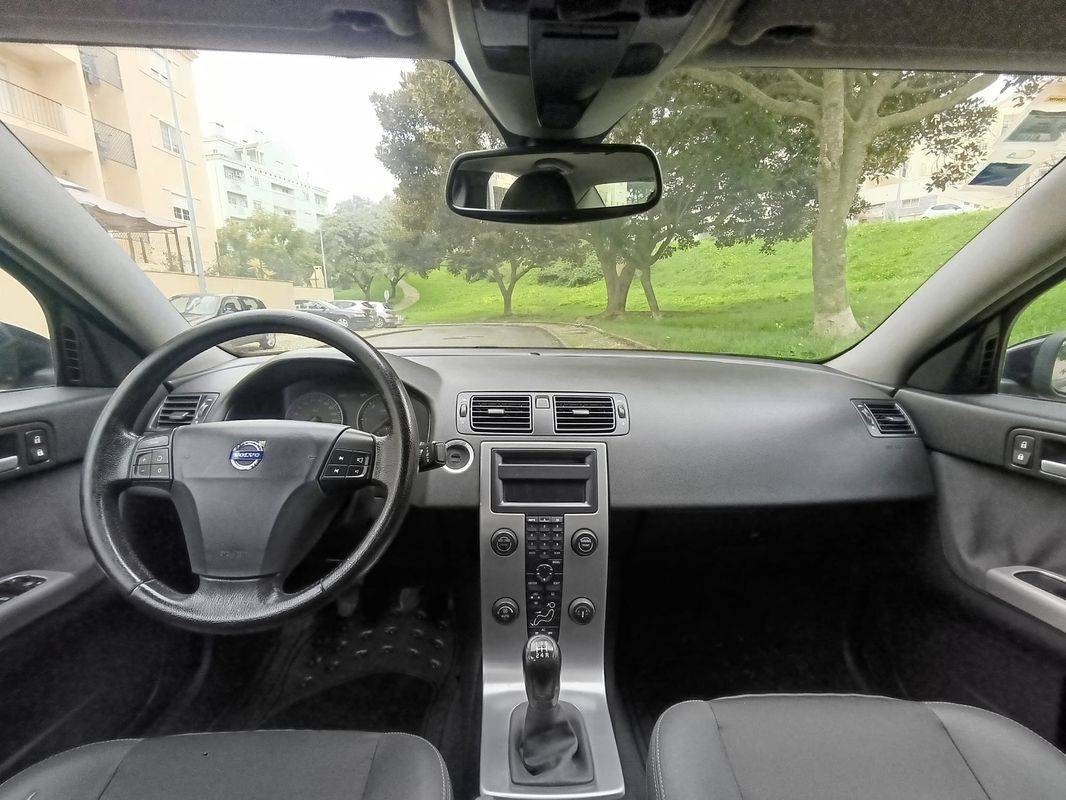 volvo-s40-2006-diesel-1560cc