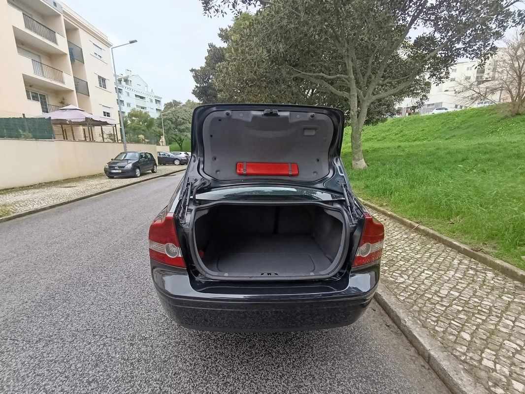 volvo-s40-2006-diesel-1560cc