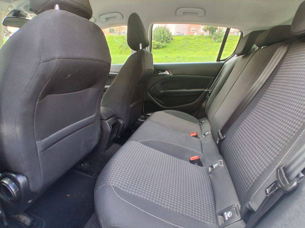 peugeot-308-2019-diesel-1499cc