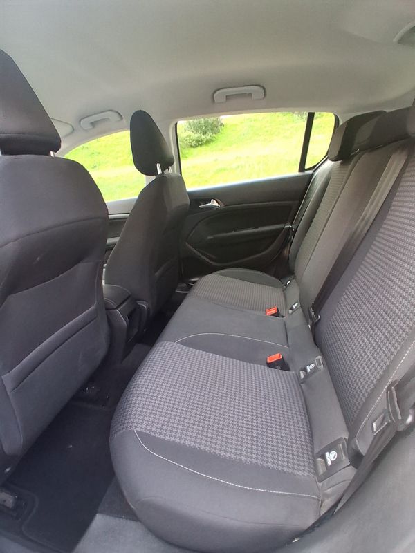peugeot-308-2019-diesel-1499cc