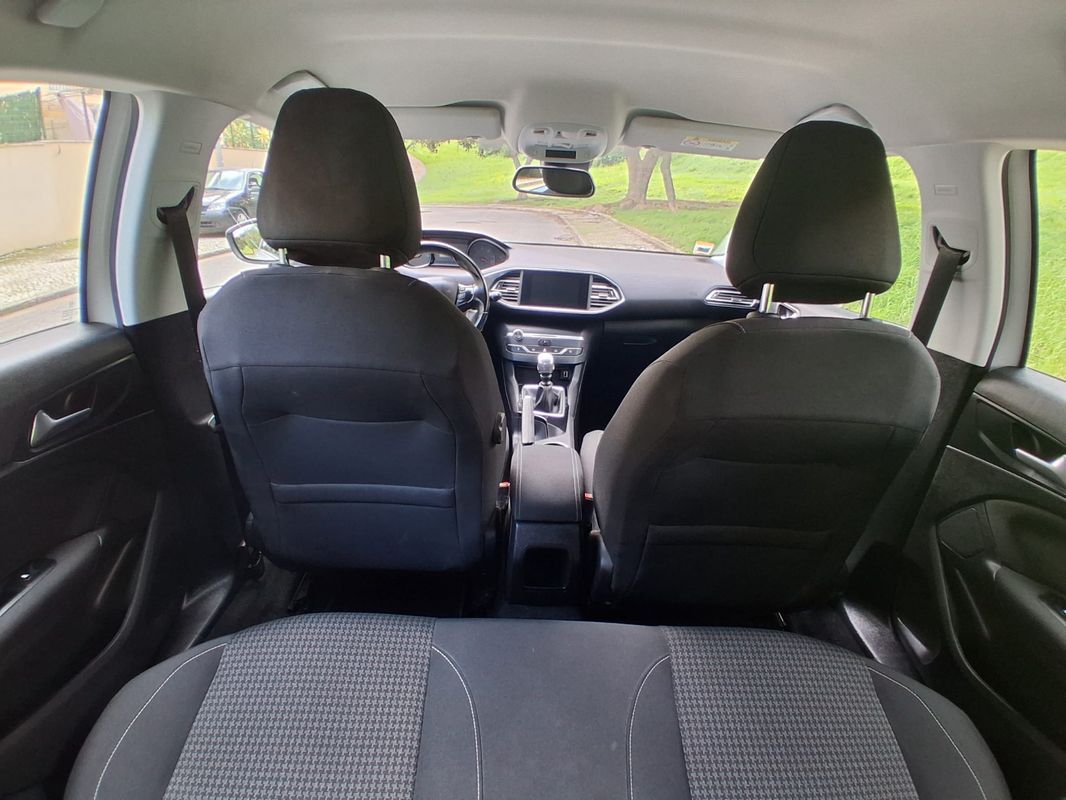 peugeot-308-2019-diesel-1499cc