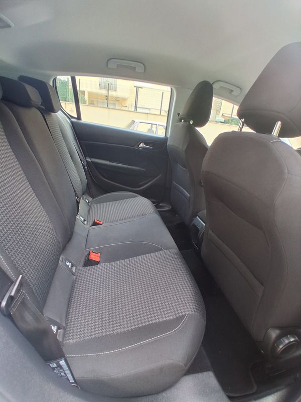 peugeot-308-2019-diesel-1499cc