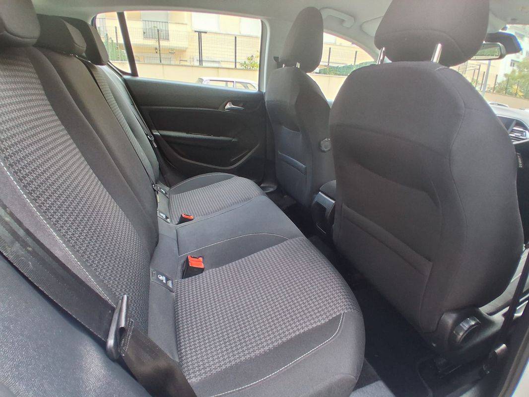 peugeot-308-2019-diesel-1499cc