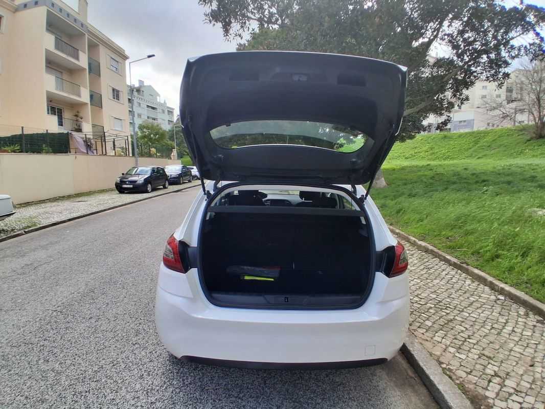 peugeot-308-2019-diesel-1499cc