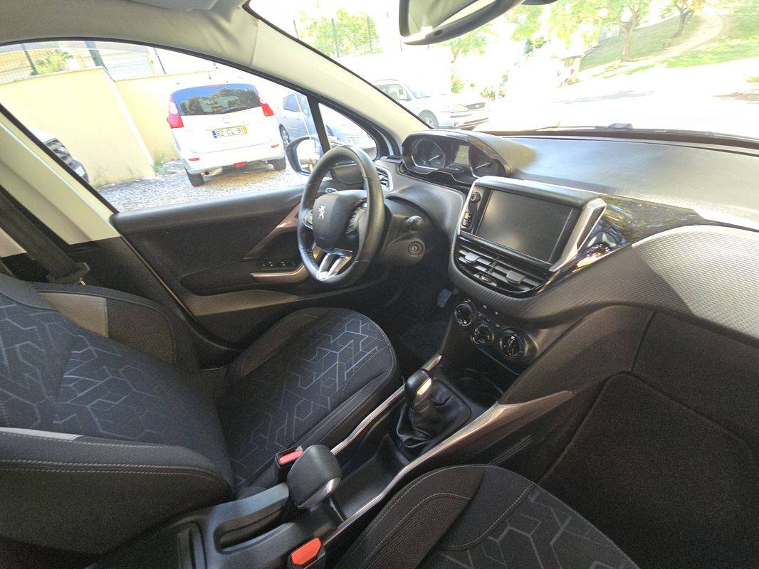 peugeot-2008-2015-diesel-1560cc