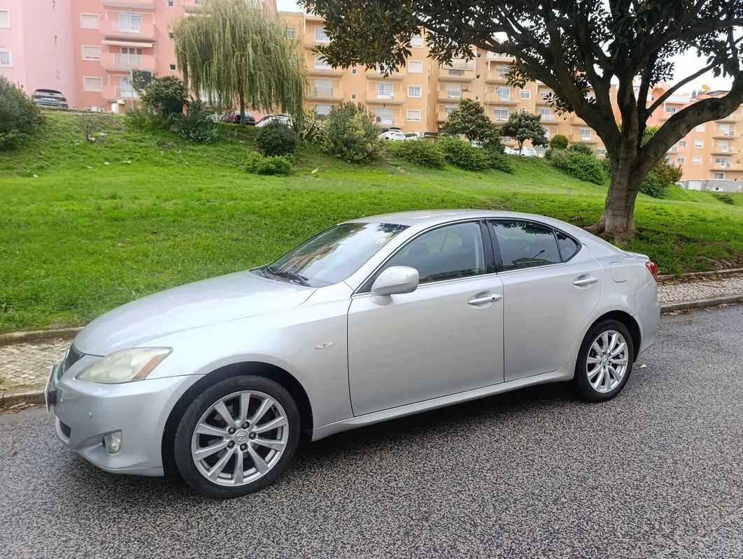lexus-is-2008-diesel-2231cc