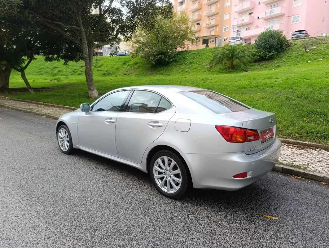 lexus-is-2008-diesel-2231cc