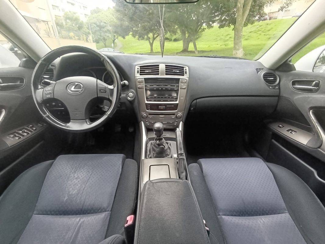 lexus-is-2008-diesel-2231cc