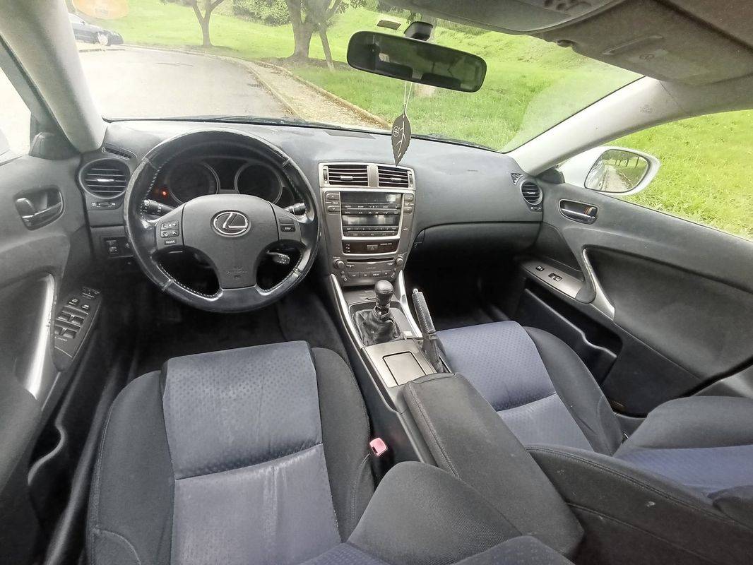 lexus-is-2008-diesel-2231cc