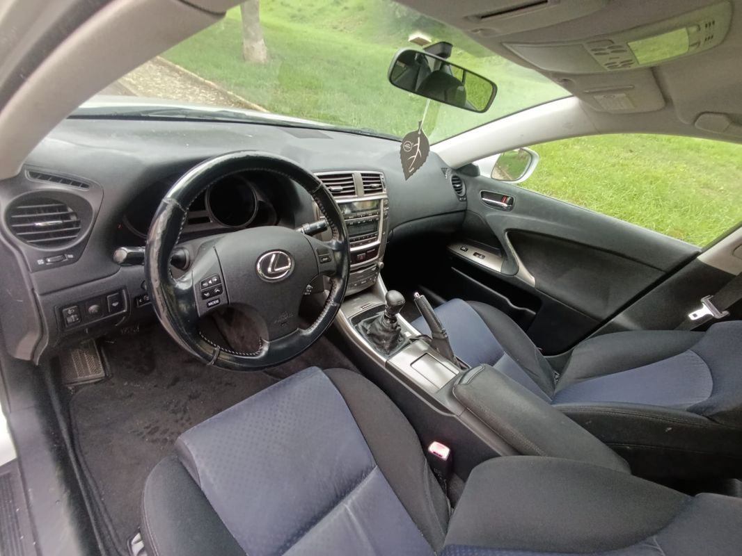 lexus-is-2008-diesel-2231cc