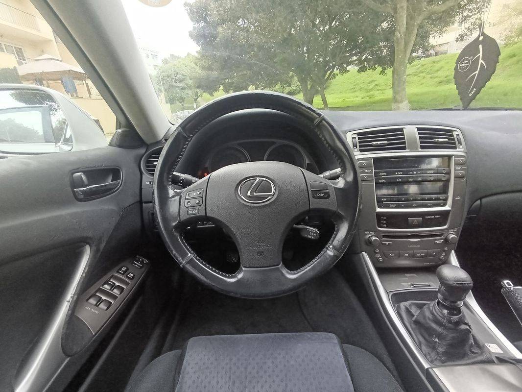 lexus-is-2008-diesel-2231cc