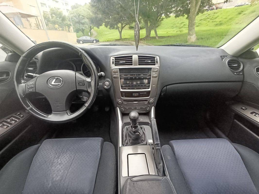 lexus-is-2008-diesel-2231cc