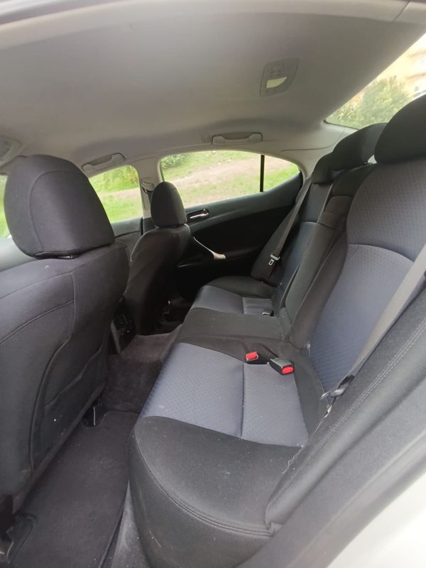 lexus-is-2008-diesel-2231cc