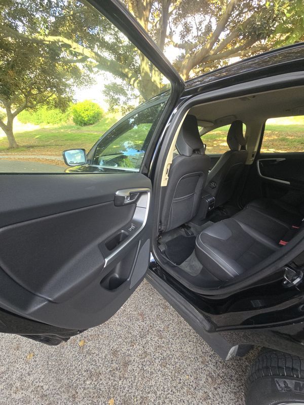 volvo-xc60-2011-diesel-1984cc