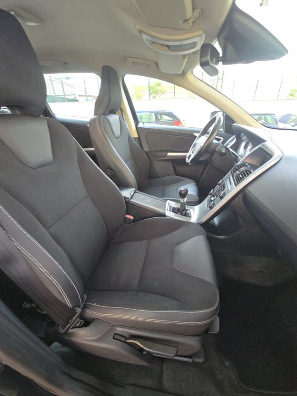 volvo-xc60-2011-diesel-1984cc