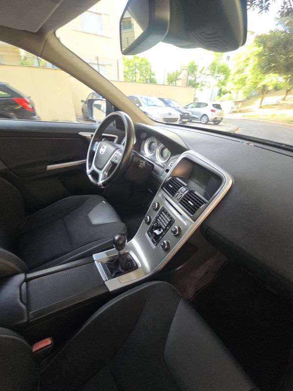 volvo-xc60-2011-diesel-1984cc
