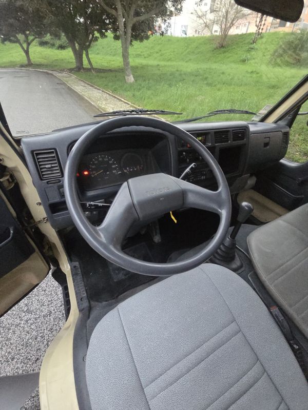 toyota-dyna-2021-diesel-3000cc