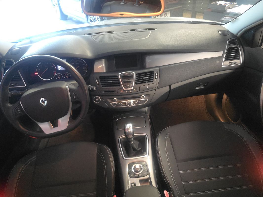 renault-laguna-2010-diesel-1461cc