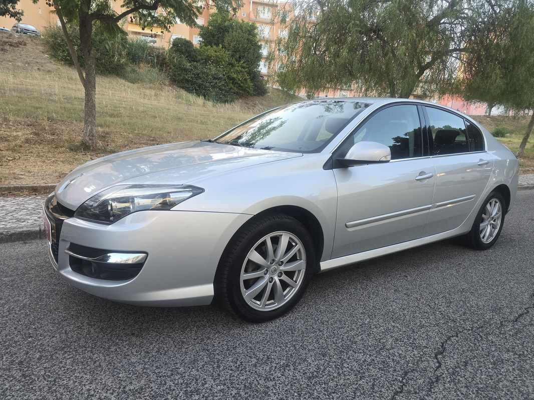 renault-laguna-2010-diesel-1461cc