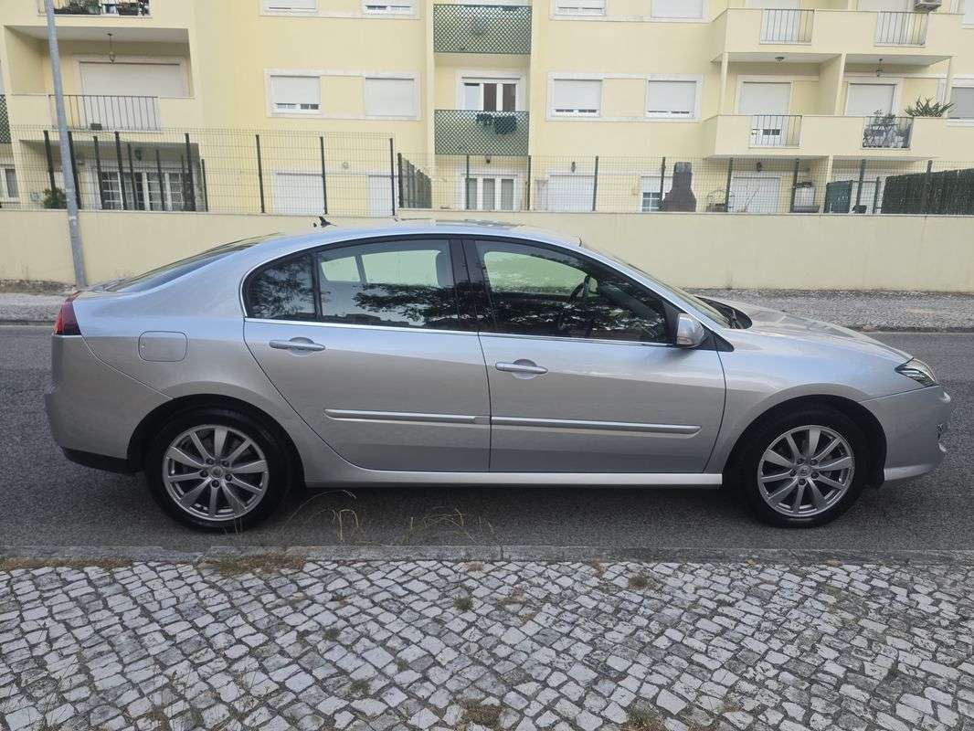 renault-laguna-2010-diesel-1461cc