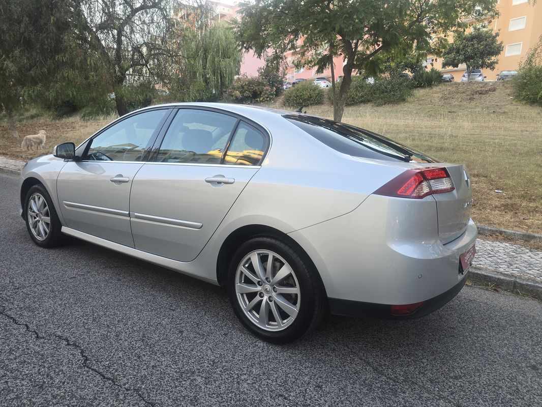renault-laguna-2010-diesel-1461cc