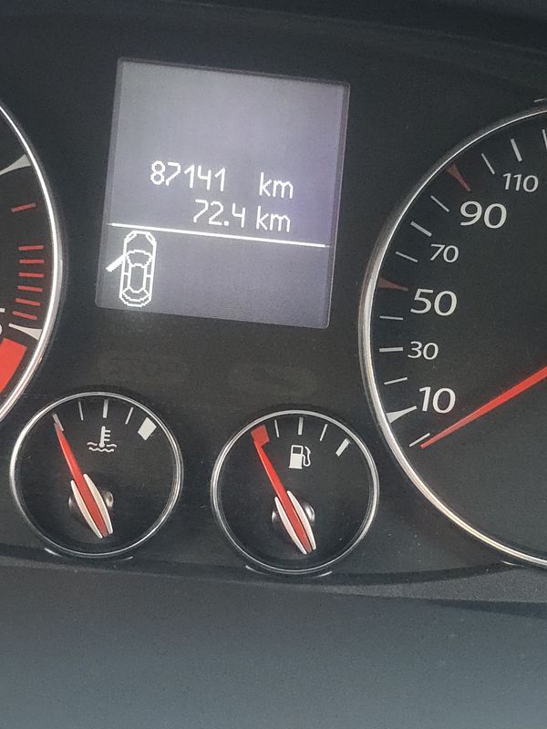 renault-laguna-2010-diesel-1461cc
